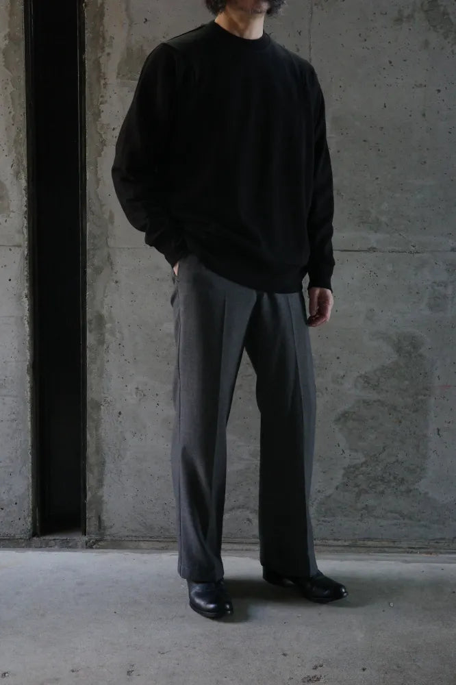 WONDER ROOM/Crewneck Sweat Shirt