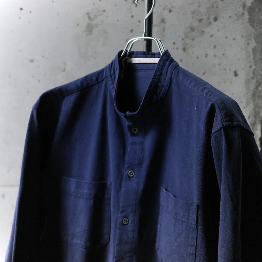 TOHNAI/COLLARLESS SHIRT