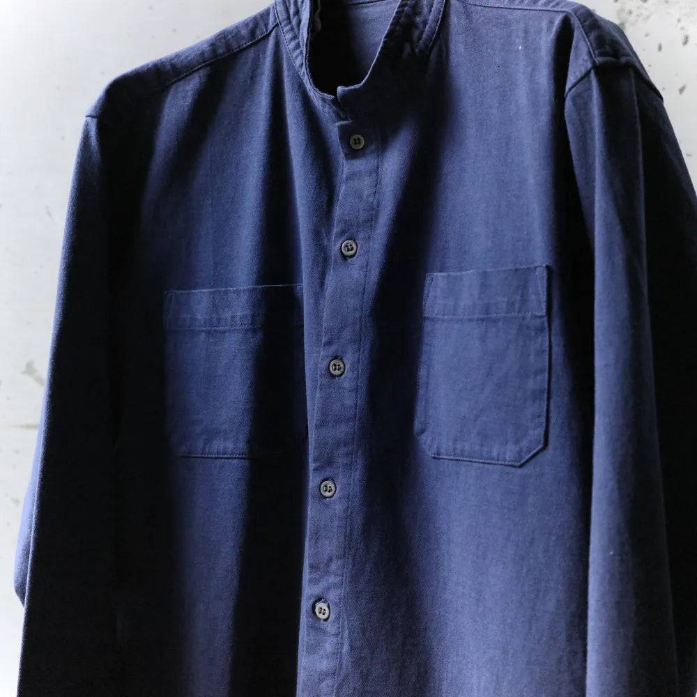 TOHNAI/COLLARLESS SHIRT