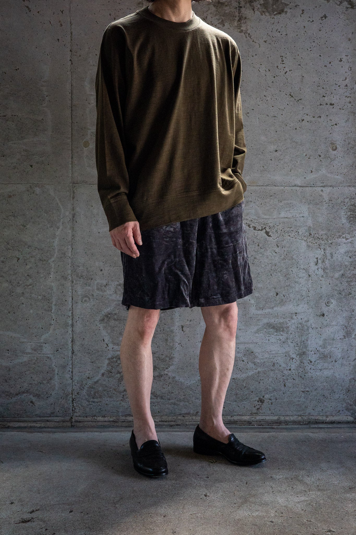 WONDER ROOM/L/S Crewneck Tee
