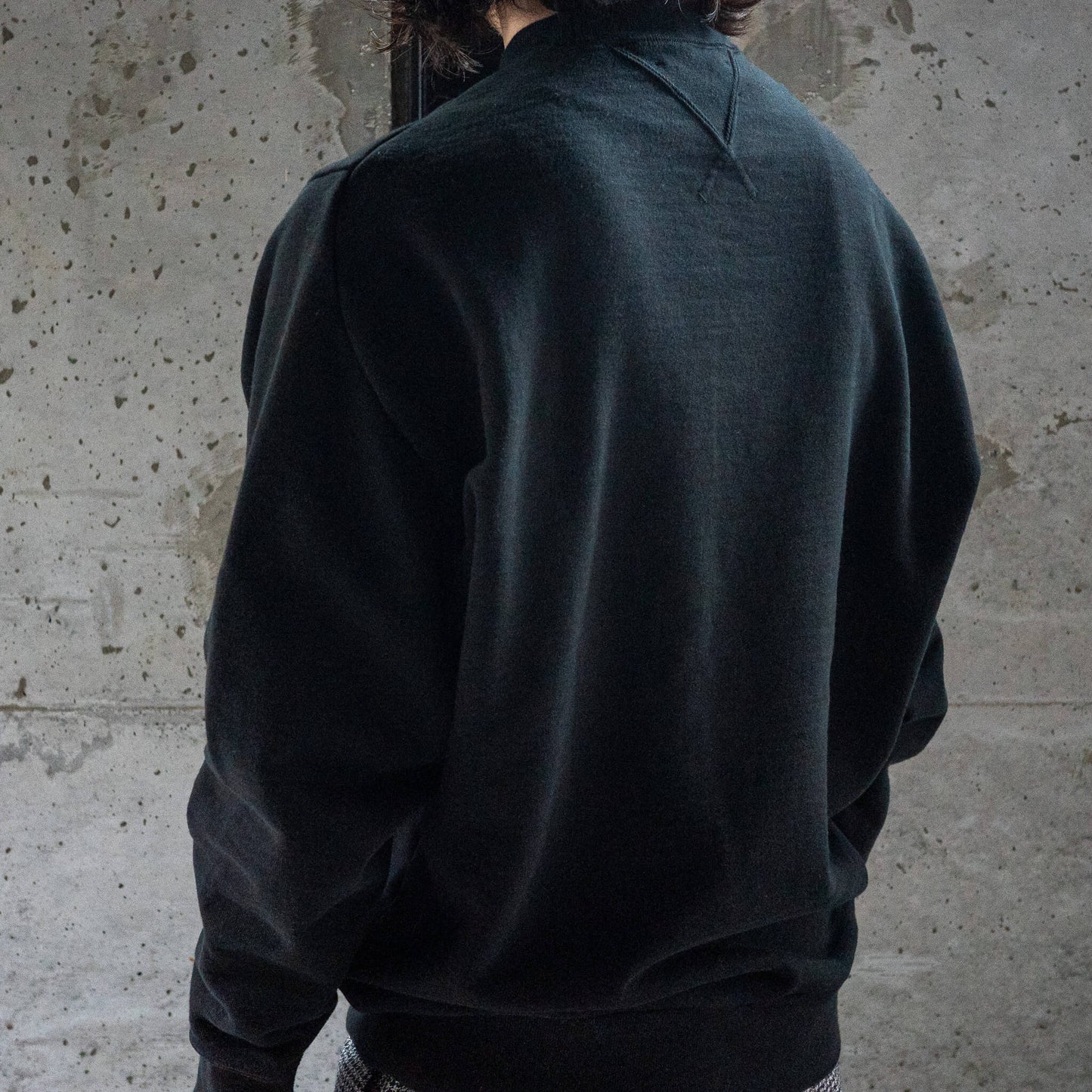 WONDER ROOM/Crewneck Sweat Shirt