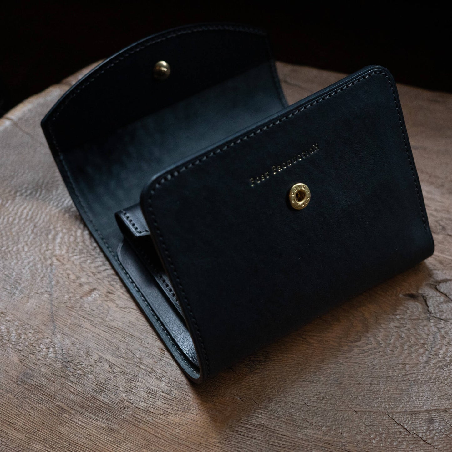 POST PRODUCTION/FLAP WALLET