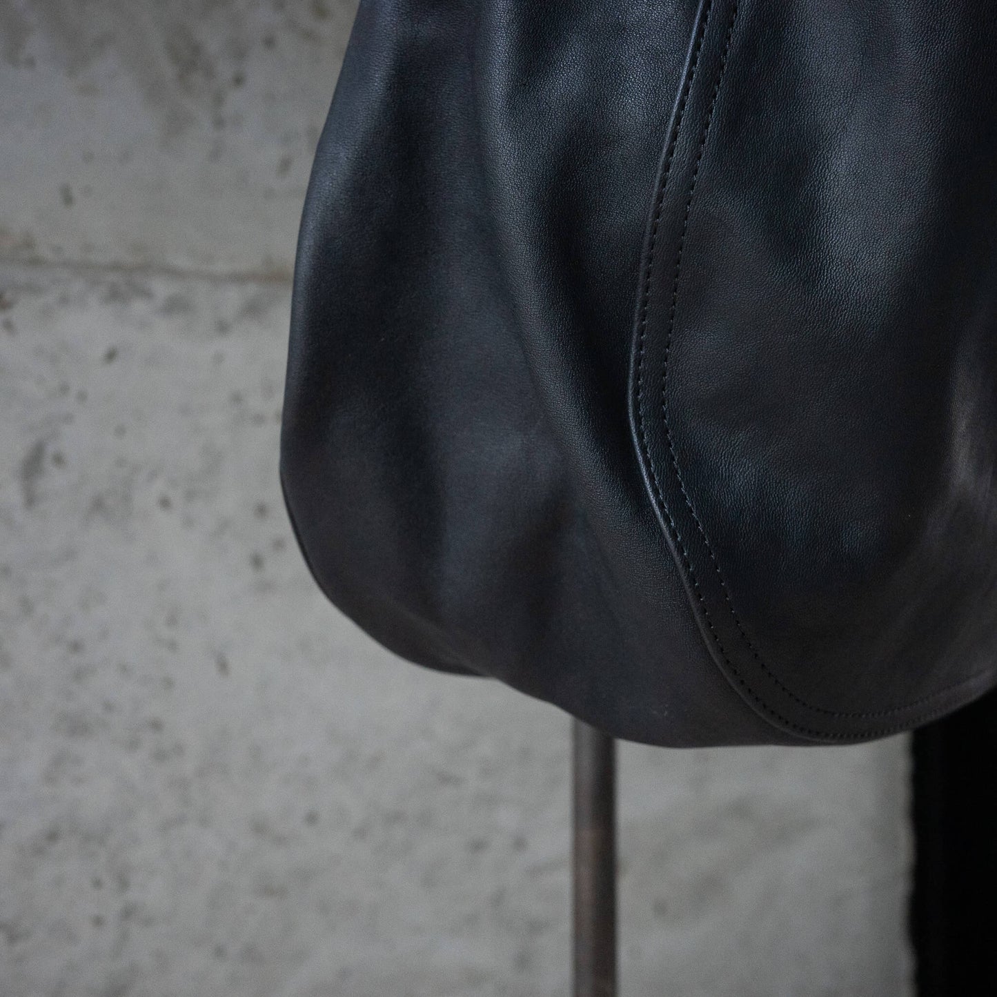 T.T Taiga Takahashi(ティー・ティー/タイガ タカハシ)/Lot.018 Newsboy Bag Horse Leather Small