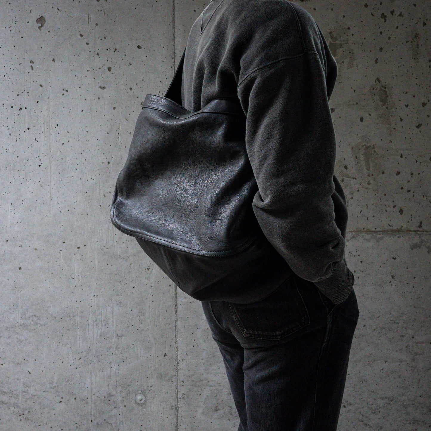 T.T Taiga Takahashi(ティー・ティー/タイガ タカハシ)/Lot.004 Newsboy Bag Horse Leather