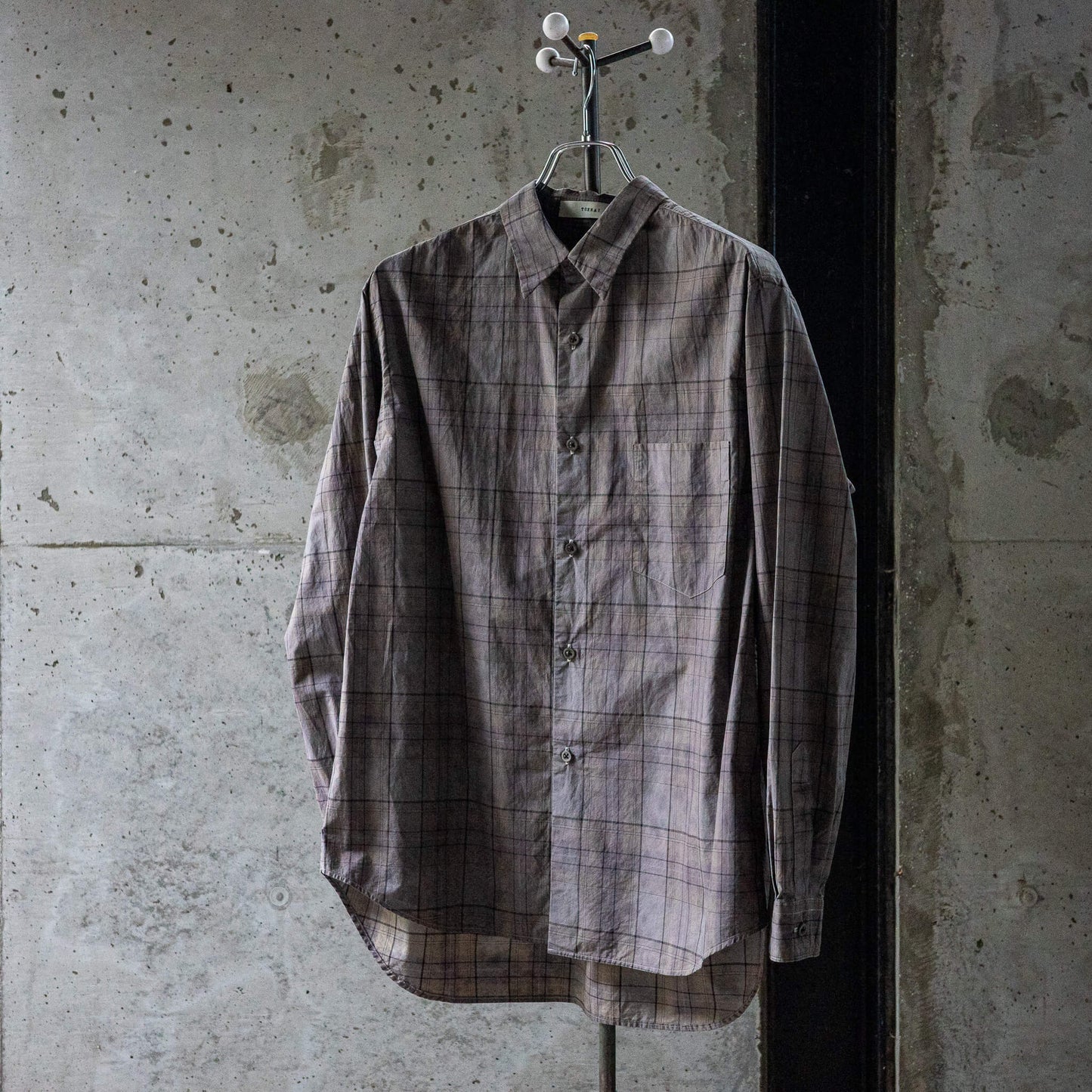 TOHNAI(トーナイ)/REGULAR COLLAR SHIRT