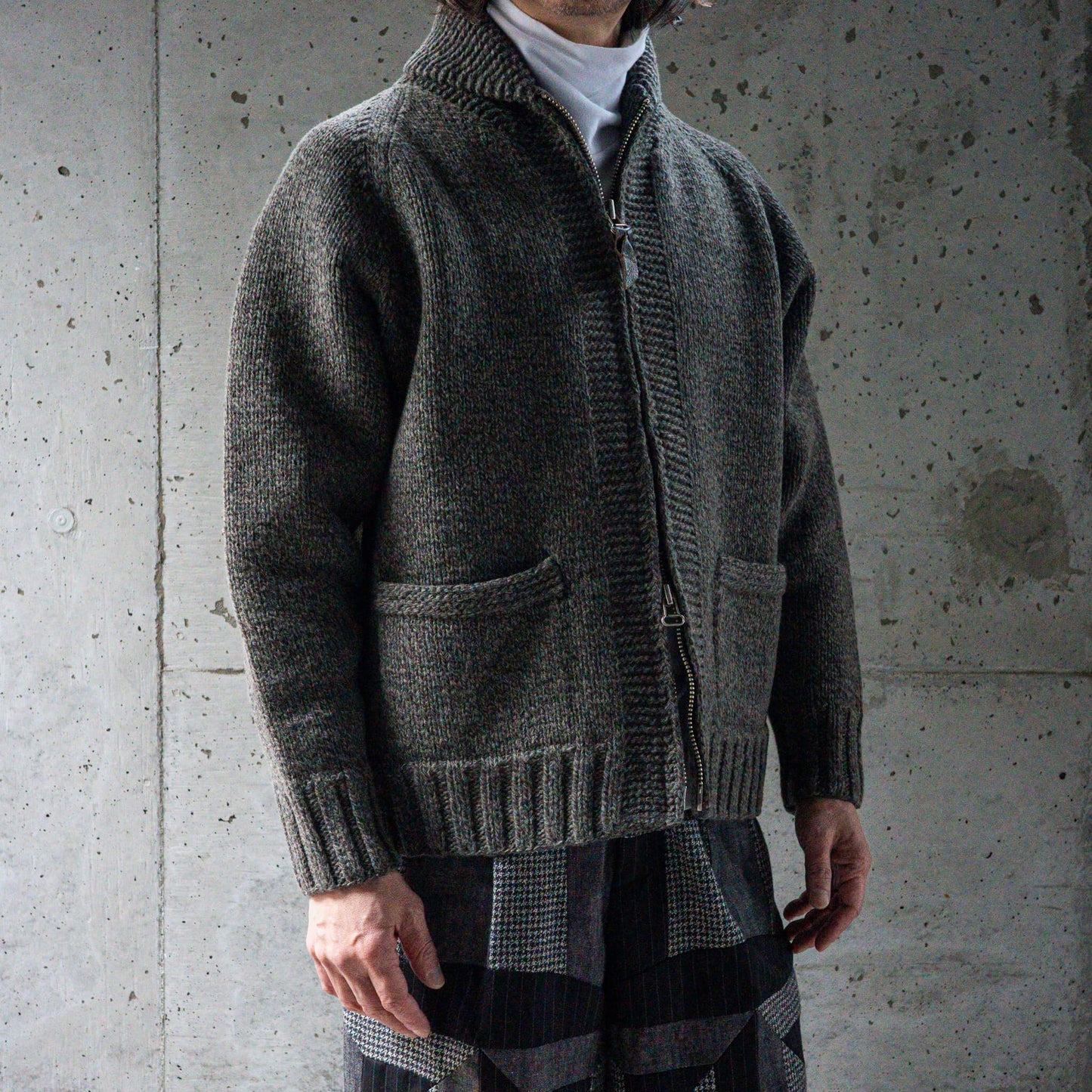 Slopeslow(スロープスロウ)/cowichan sweater