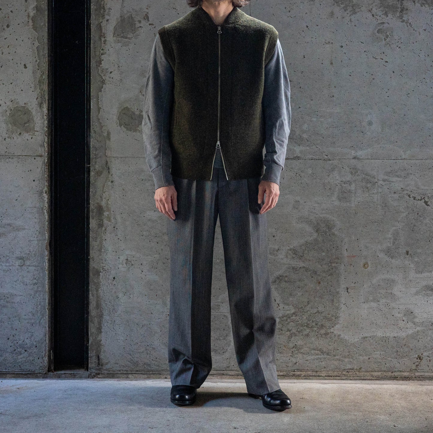 Slopeslow(スロープスロウ)/zip front vest