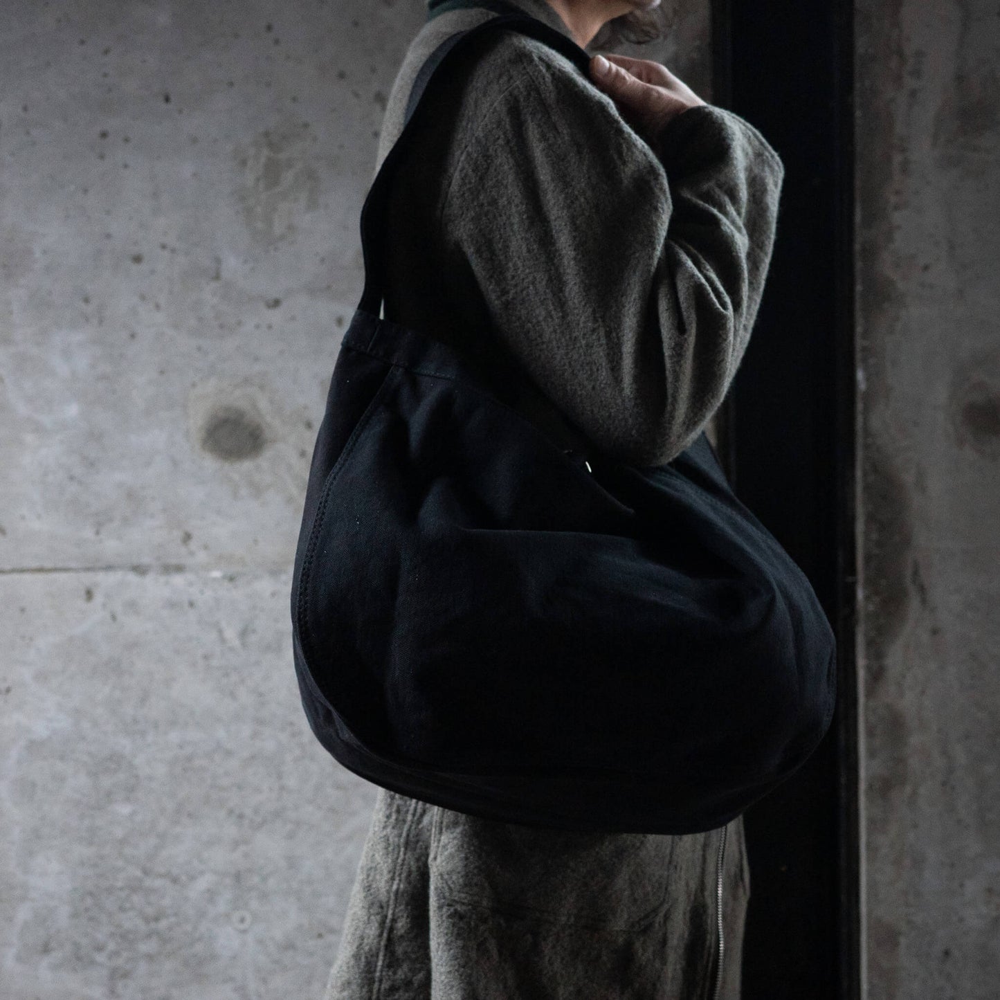 T.T Taiga Takahashi(ティー・ティー/タイガ タカハシ)/Lot.004 Newsboy Bag