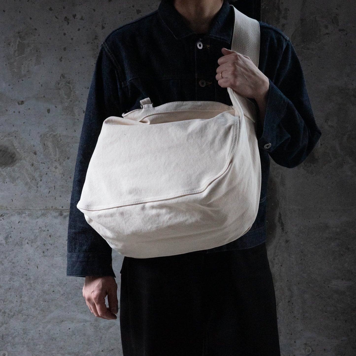 T.T Taiga Takahashi(ティー・ティー/タイガ タカハシ)/Lot.004 Newsboy Bag