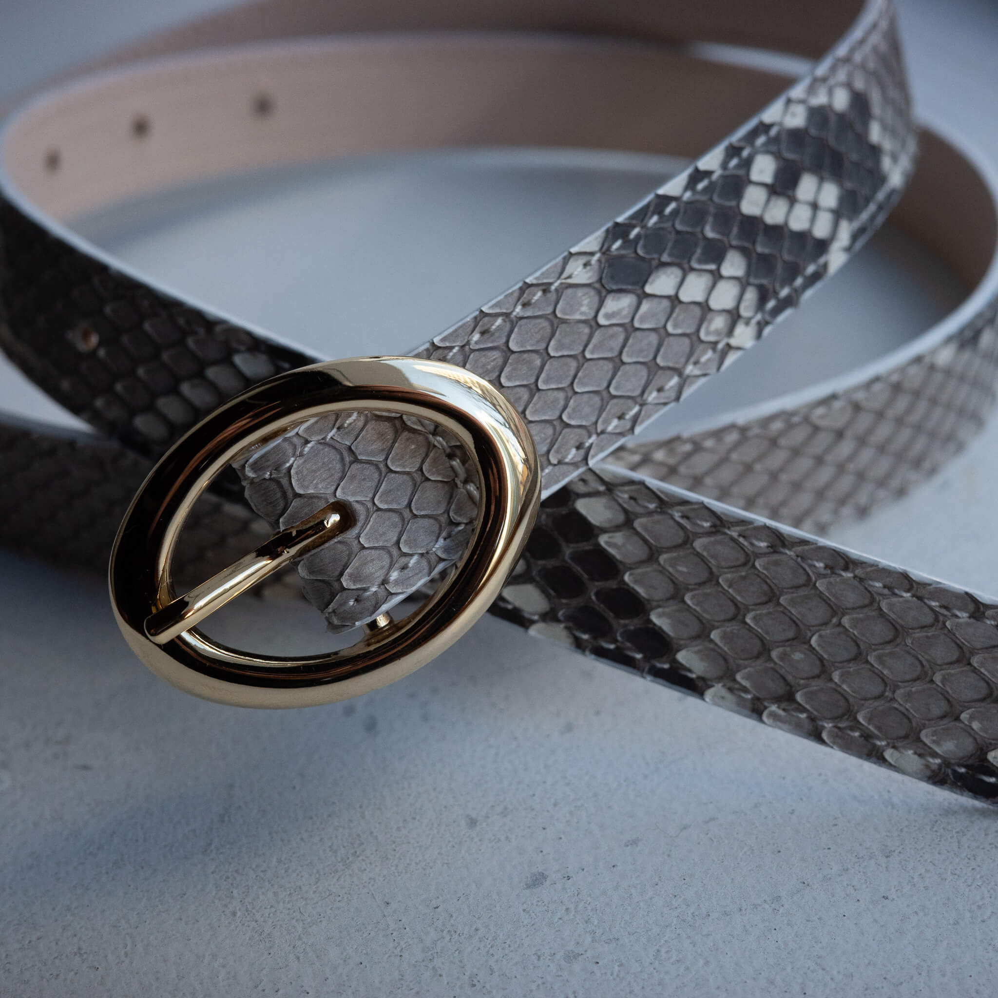 BISOWN(ビソウン)/PYTHON OVAL BELT/NA – PEAU DE L'OURS