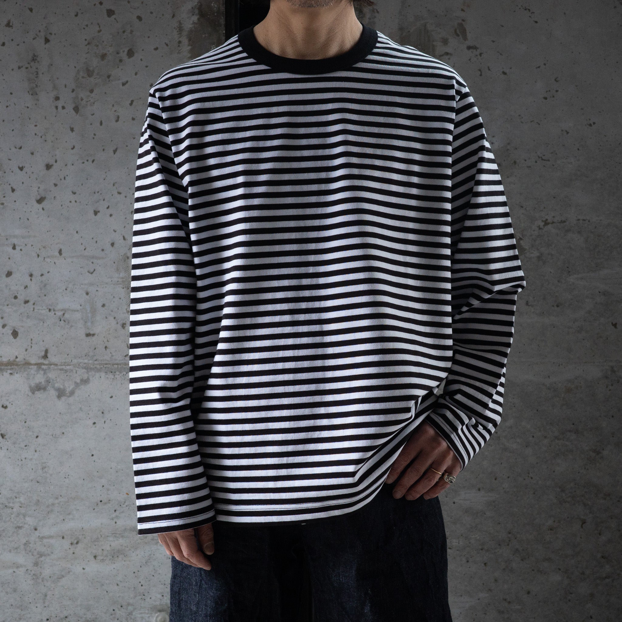 tuki. Moon Long Sleeve T-shirt Lサイズ tuki. Moon Long Sleeve T-shirt Lサイズ