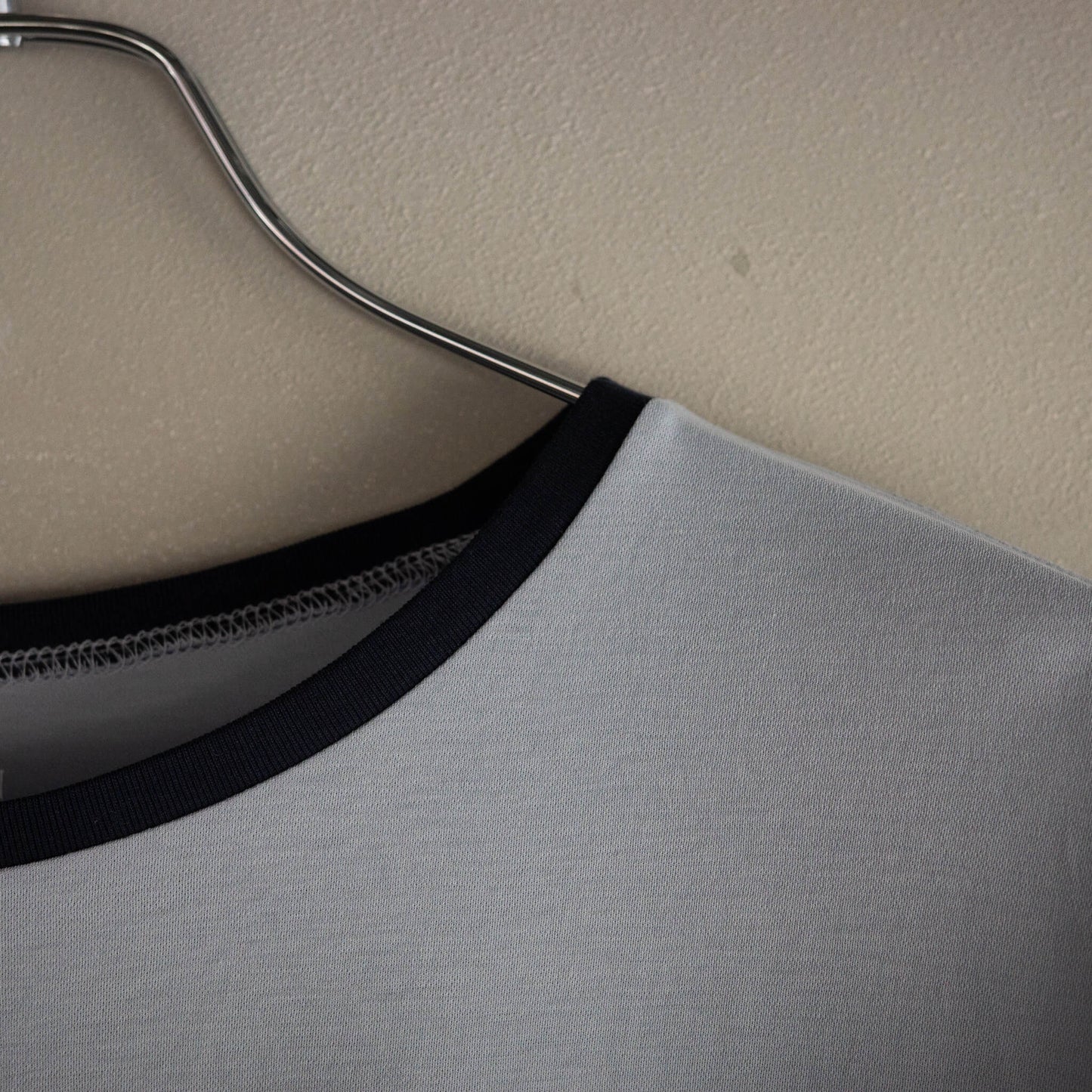 BISOWN(ビソウン)/PIMA MOKLODI RINGER TEE SMOKE BLUE×NAVY