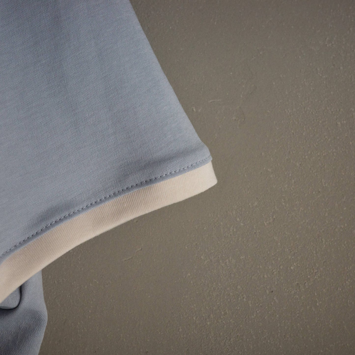 BISOWN(ビソウン)/PIMA MOKLODI RINGER TEE SMOKE BLUE×WHITE